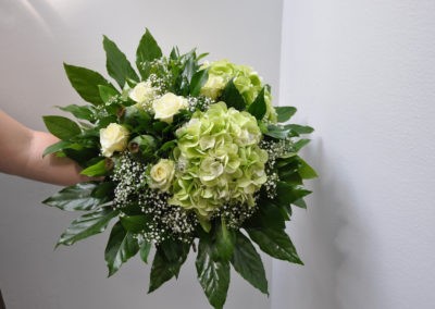 Blumenstrauß grün-weiß 30